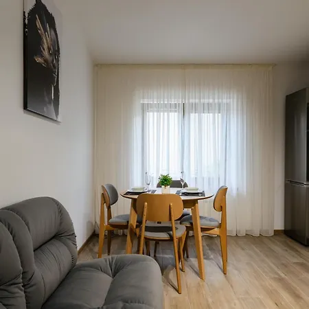 Luxury Apartment Uschhorod