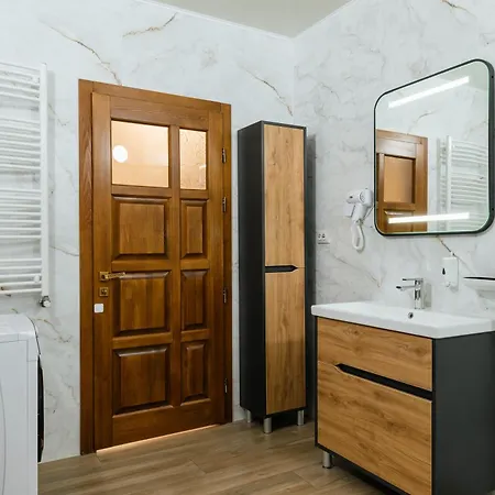 Luxury Apartament Użhorod